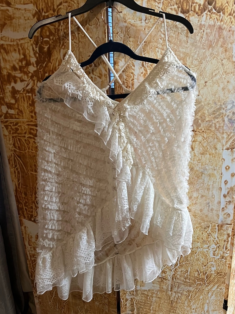 Delicate Ivory Lace & Ruffle Camisole - Picture 3 of 8